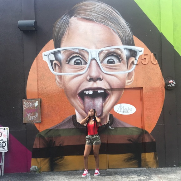 Meet your Posher, Reiona - Picture 4 of 4